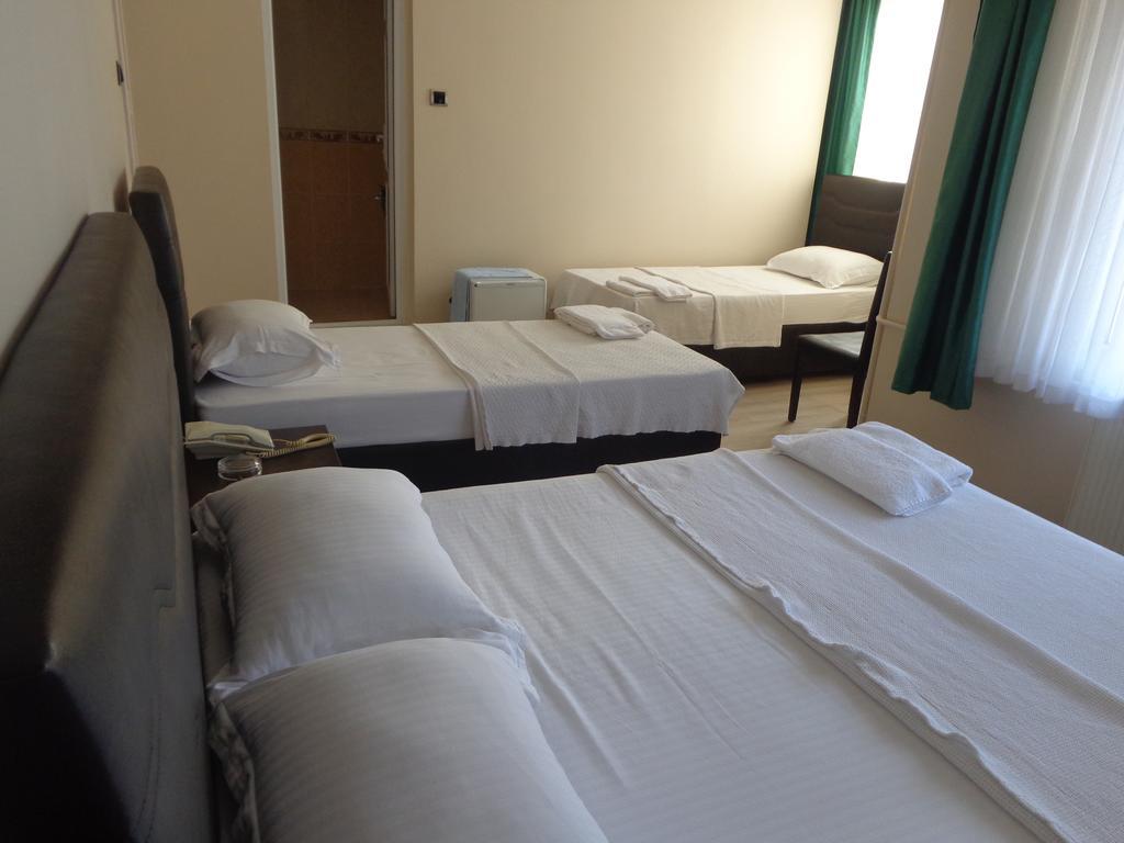 Serapion Hotel Bergama Room photo